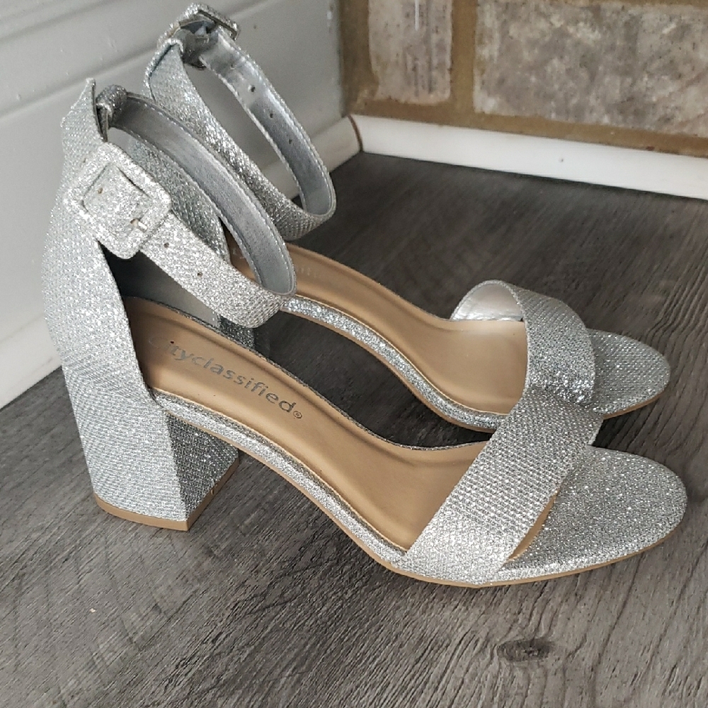 Classified Women's Silver Block Heel Sandals
